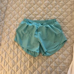 Nike running short